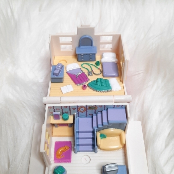 Vintage Bluebird Polly Pocket Cozy Cottage Playset 1993 - Picture 4 of 8